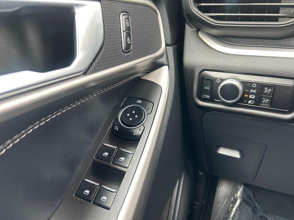 used 2023 Ford Explorer car, priced at $32,990