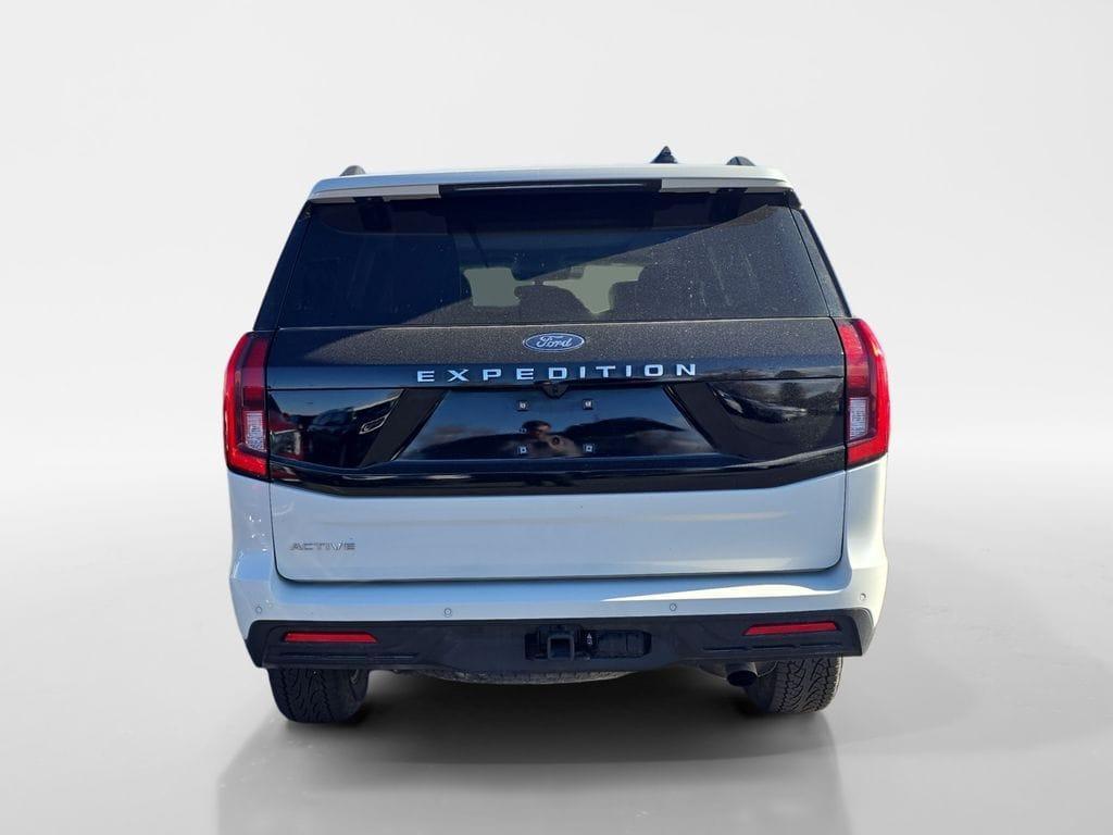 used 2025 Ford Expedition car, priced at $62,990