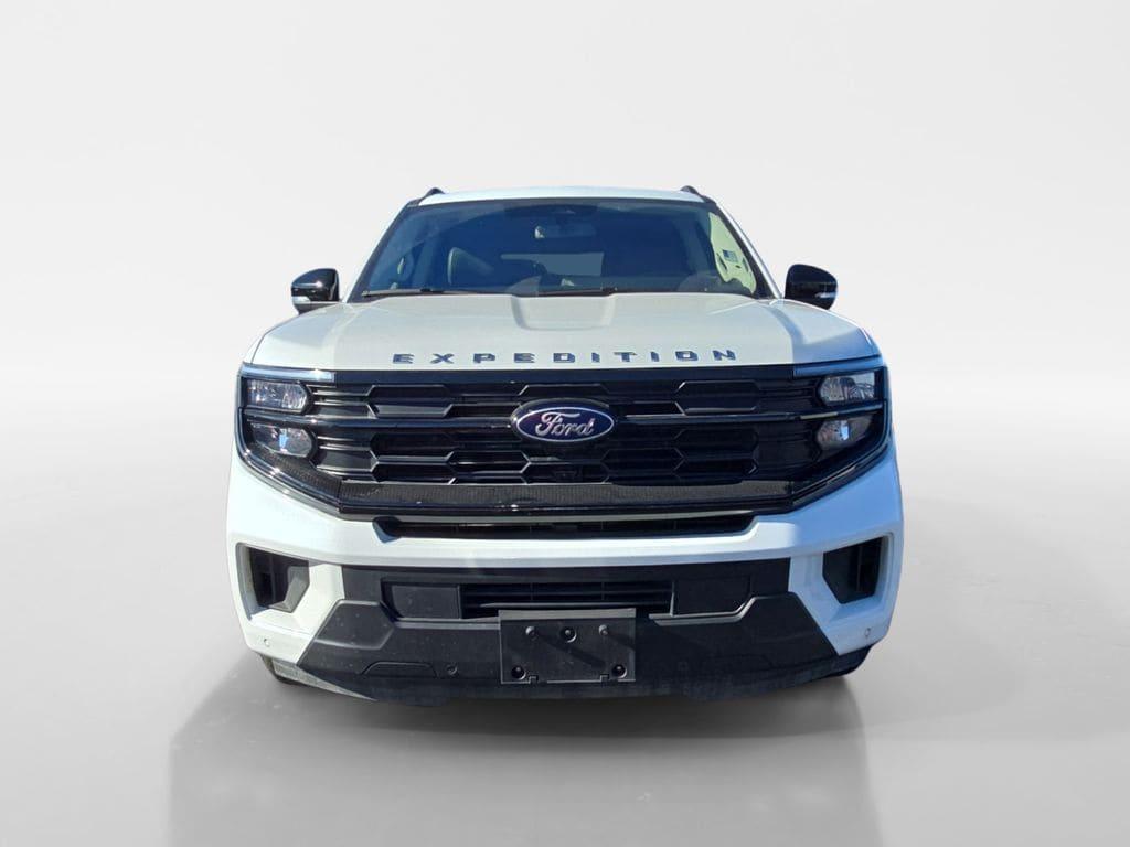 used 2025 Ford Expedition car, priced at $62,990