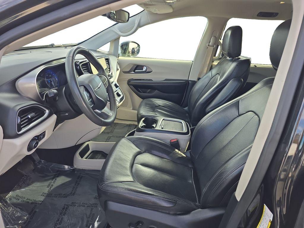 used 2022 Chrysler Pacifica car, priced at $15,990