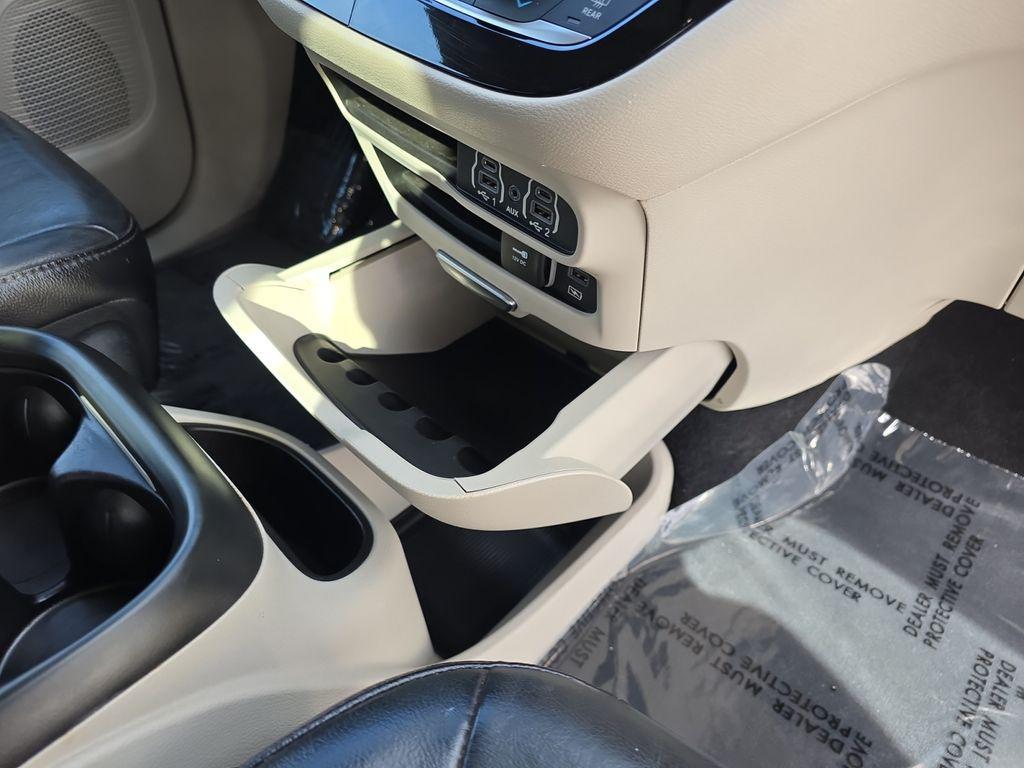 used 2022 Chrysler Pacifica car, priced at $15,990