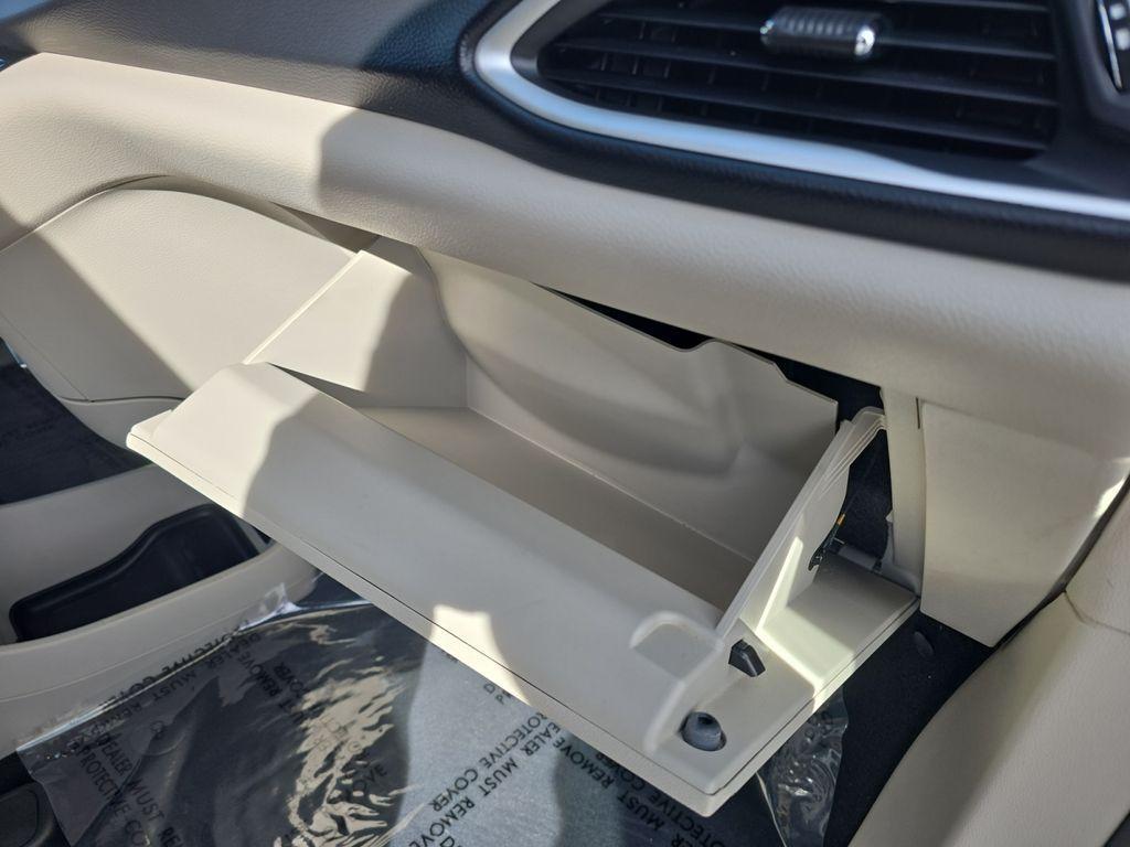 used 2022 Chrysler Pacifica car, priced at $15,990