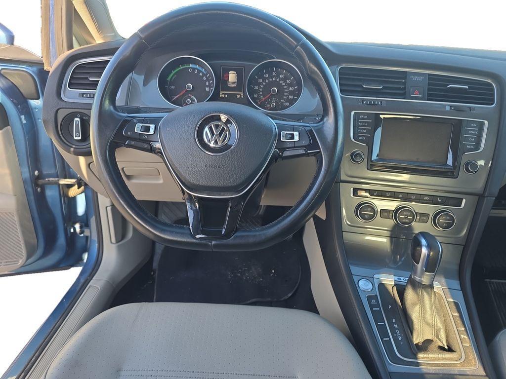 used 2015 Volkswagen e-Golf car, priced at $6,290