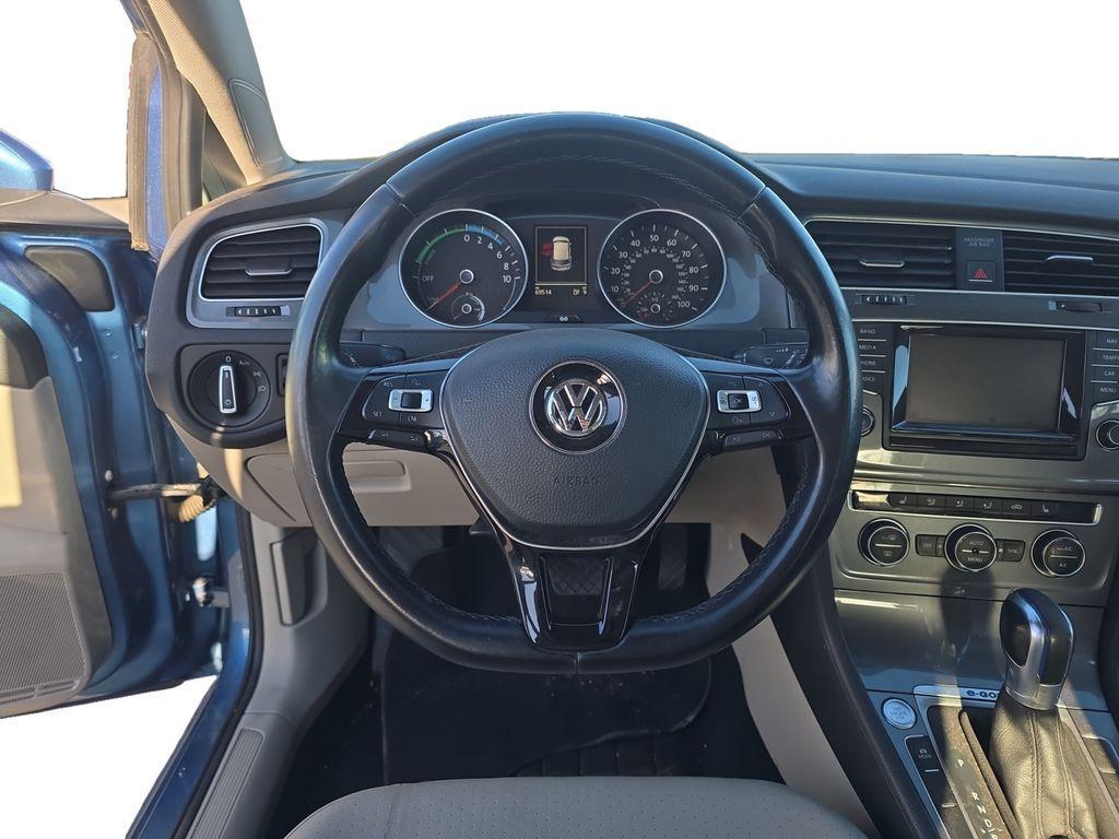 used 2015 Volkswagen e-Golf car, priced at $6,290