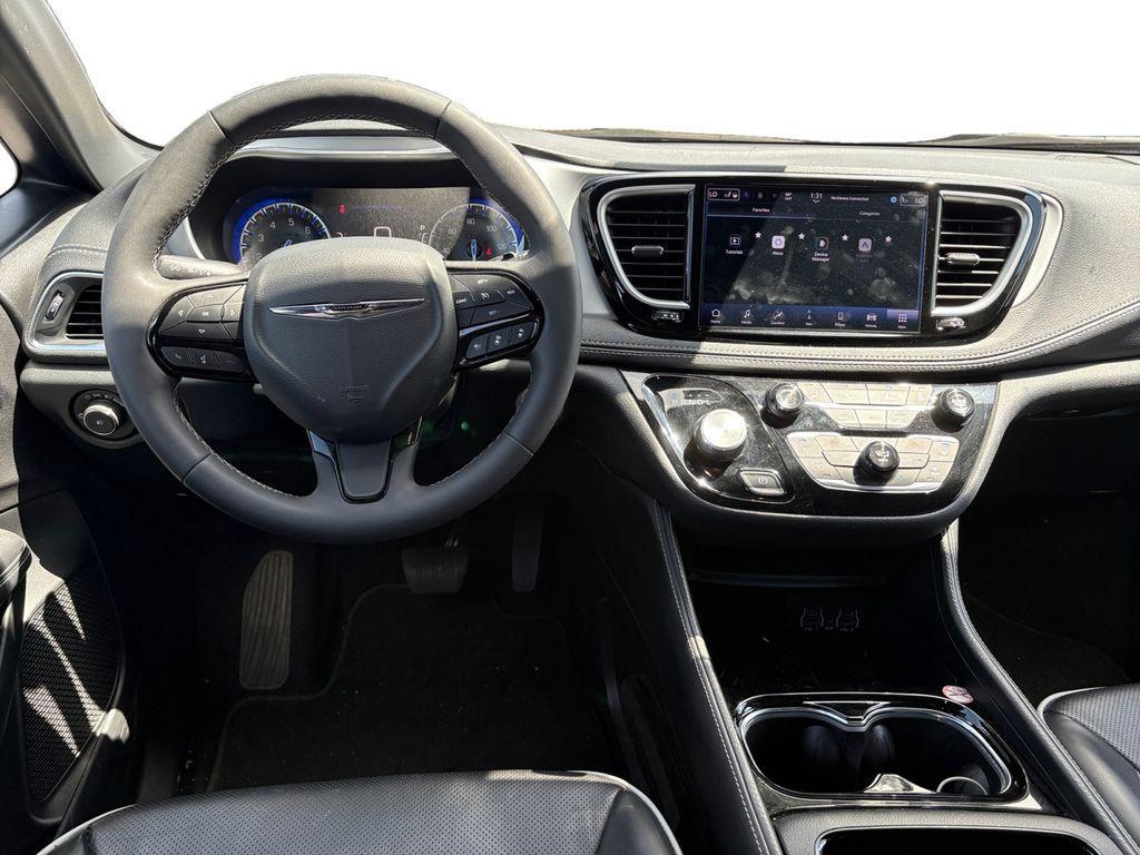 used 2025 Chrysler Pacifica car, priced at $36,490
