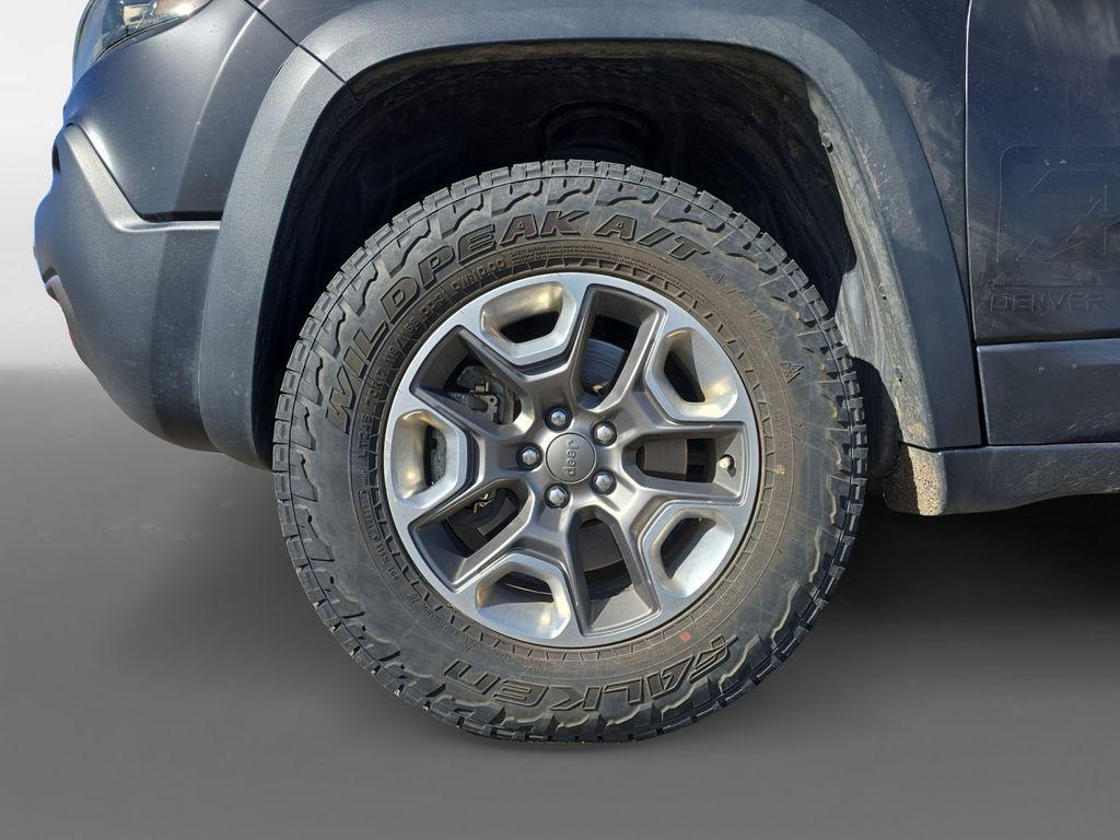 used 2019 Jeep Cherokee car, priced at $18,420