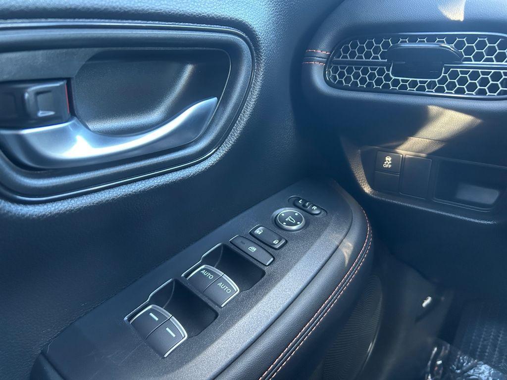 used 2025 Honda HR-V car, priced at $26,590