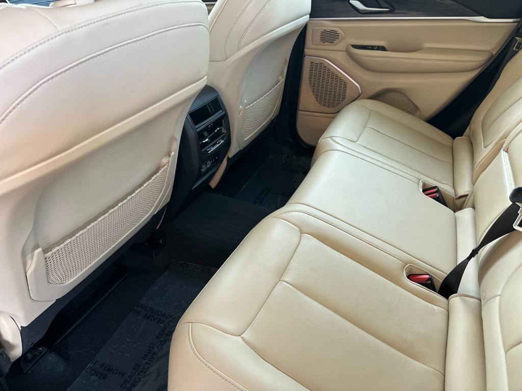 used 2022 Jeep Grand Cherokee car, priced at $20,168