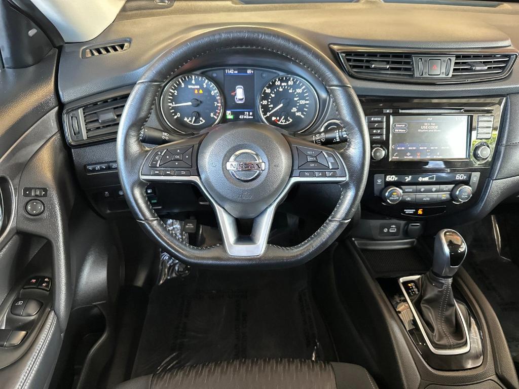 used 2020 Nissan Rogue car, priced at $17,728