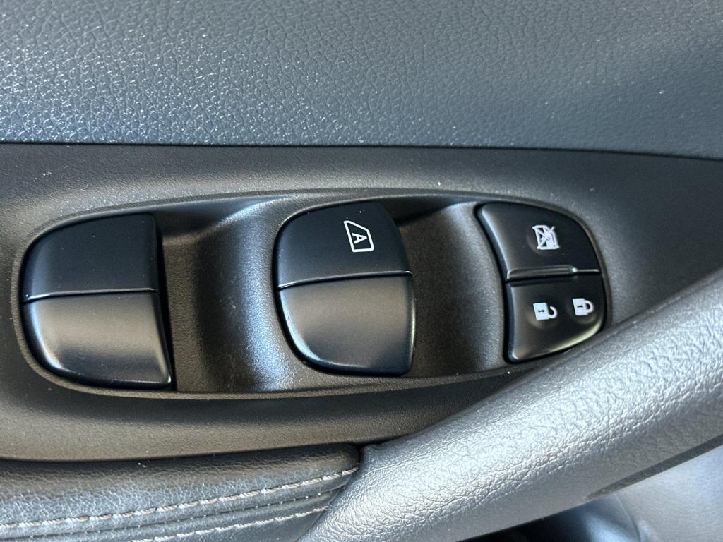 used 2020 Nissan Rogue car, priced at $17,728