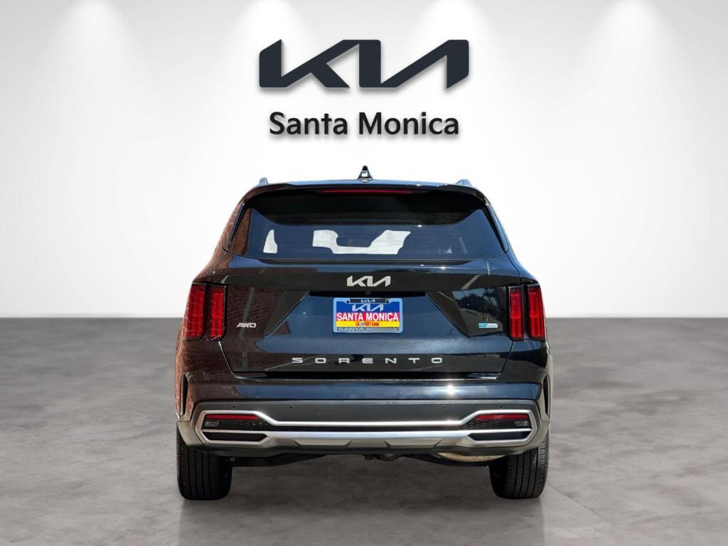 used 2022 Kia Sorento Plug-In Hybrid car, priced at $28,110