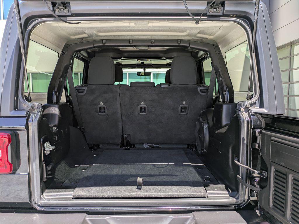 used 2021 Jeep Wrangler Unlimited car, priced at $27,499