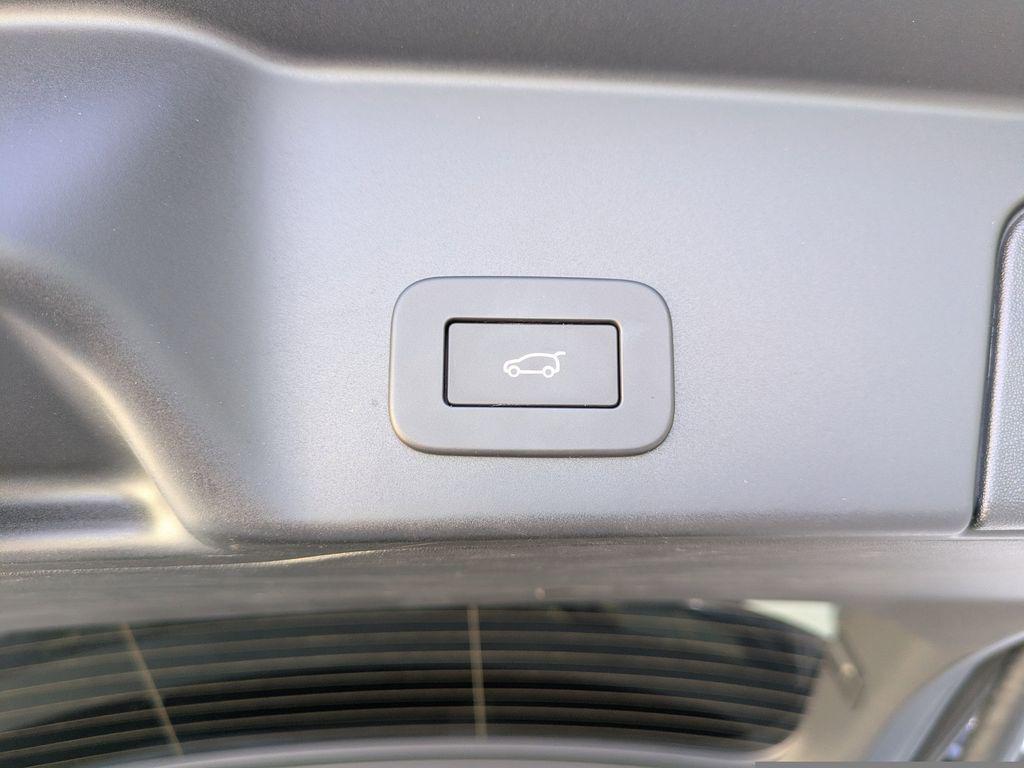 used 2025 Land Rover Range Rover Evoque car, priced at $39,999