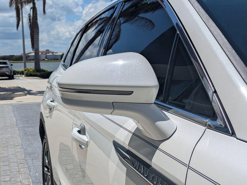 used 2023 Lincoln Nautilus car, priced at $36,499