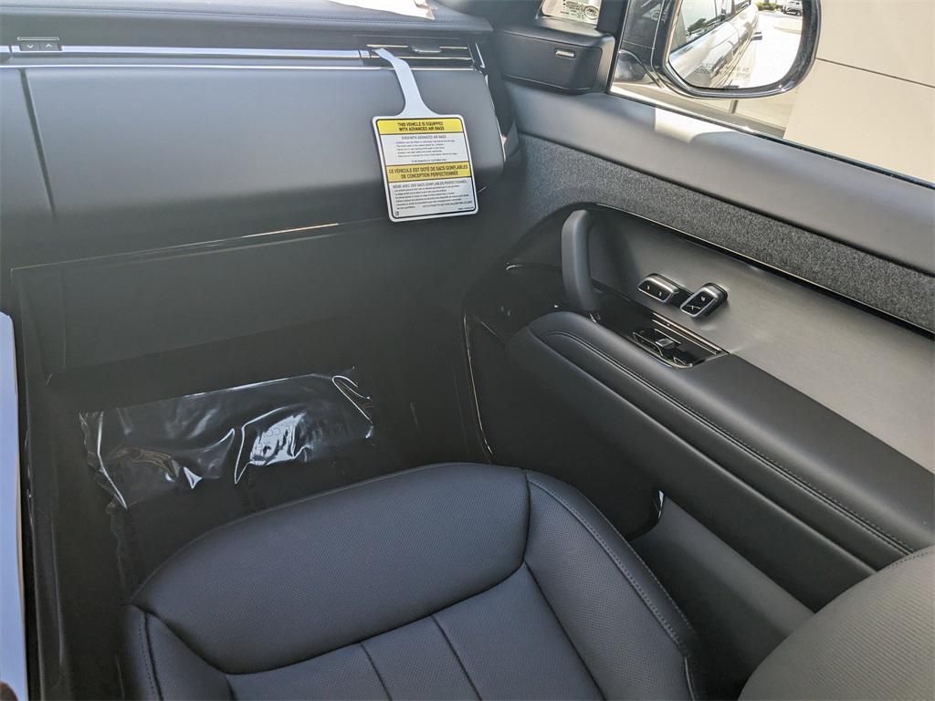 new 2025 Land Rover Range Rover Sport car, priced at $107,605