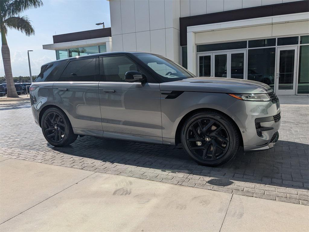 new 2025 Land Rover Range Rover Sport car, priced at $107,605