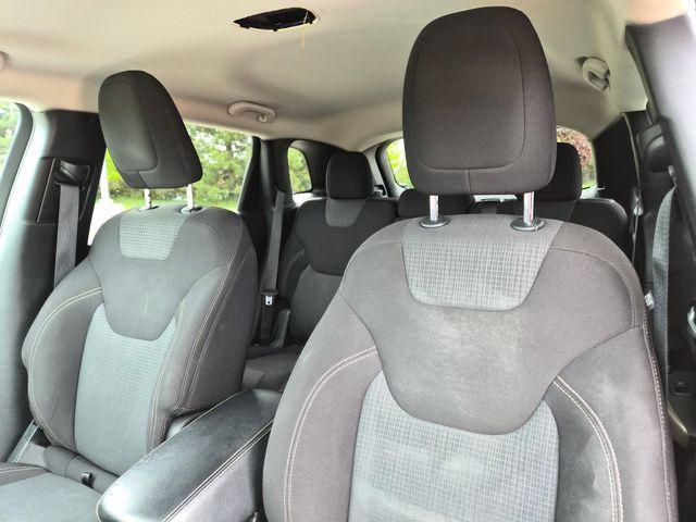 used 2017 Jeep Cherokee car, priced at $10,508