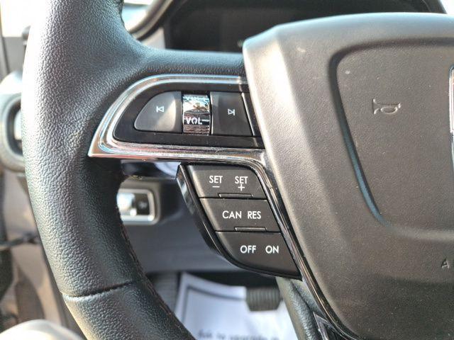 used 2023 Lincoln Nautilus car, priced at $26,995