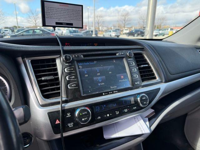 used 2018 Toyota Highlander car, priced at $17,859
