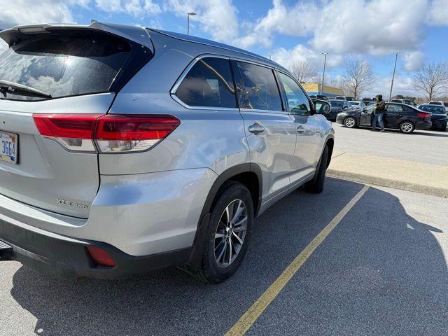 used 2018 Toyota Highlander car, priced at $17,859
