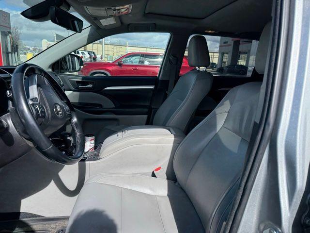 used 2018 Toyota Highlander car, priced at $17,859