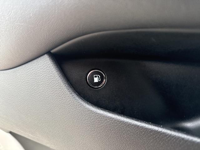 used 2019 Chrysler Pacifica Hybrid car, priced at $15,898