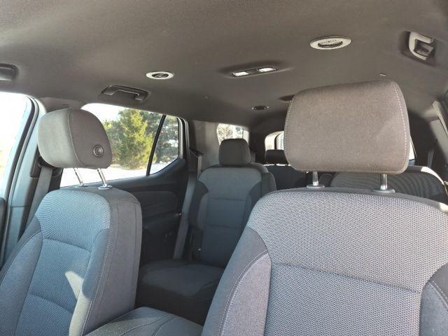 used 2023 Chevrolet Traverse car, priced at $28,319