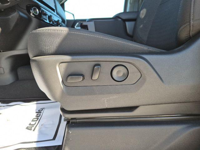 used 2025 Chevrolet Silverado 1500 car, priced at $40,732