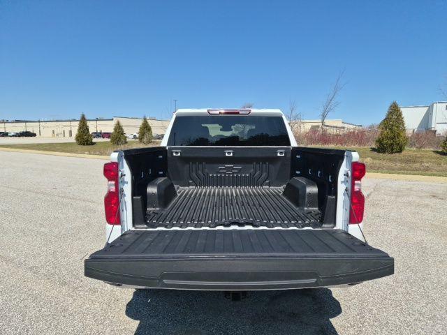 used 2025 Chevrolet Silverado 1500 car, priced at $40,732