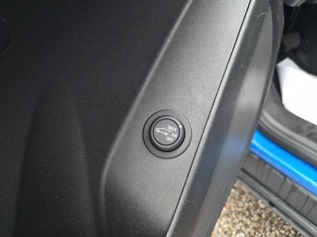 used 2024 Chevrolet Equinox car, priced at $24,052