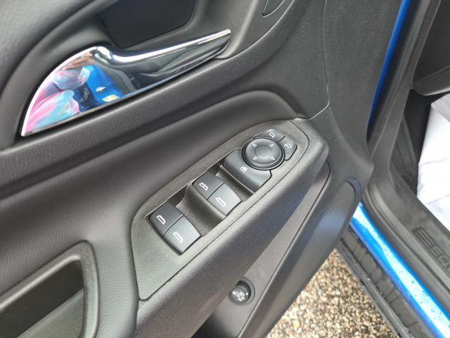 used 2024 Chevrolet Equinox car, priced at $24,052