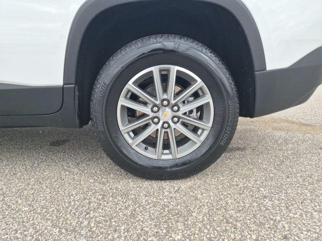 used 2023 Chevrolet Traverse car, priced at $28,328