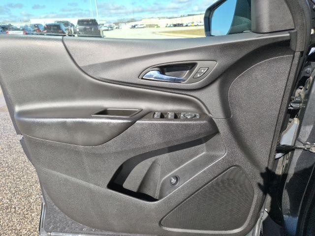 used 2023 Chevrolet Equinox car, priced at $22,761