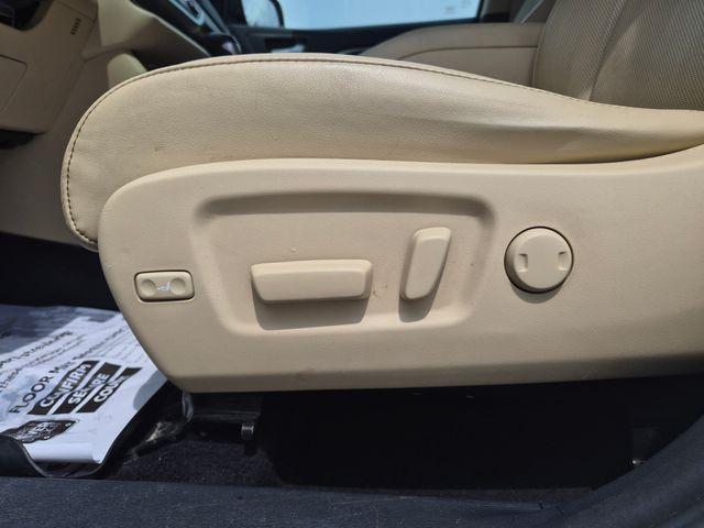 used 2015 Toyota Highlander car, priced at $13,263