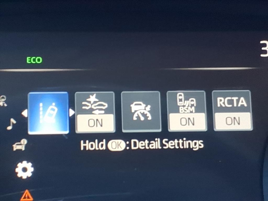 used 2021 Toyota Highlander car, priced at $28,995