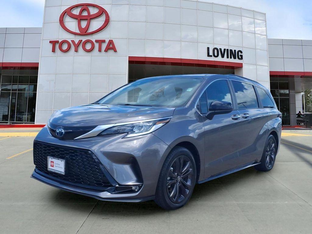 used 2022 Toyota Sienna car, priced at $42,995