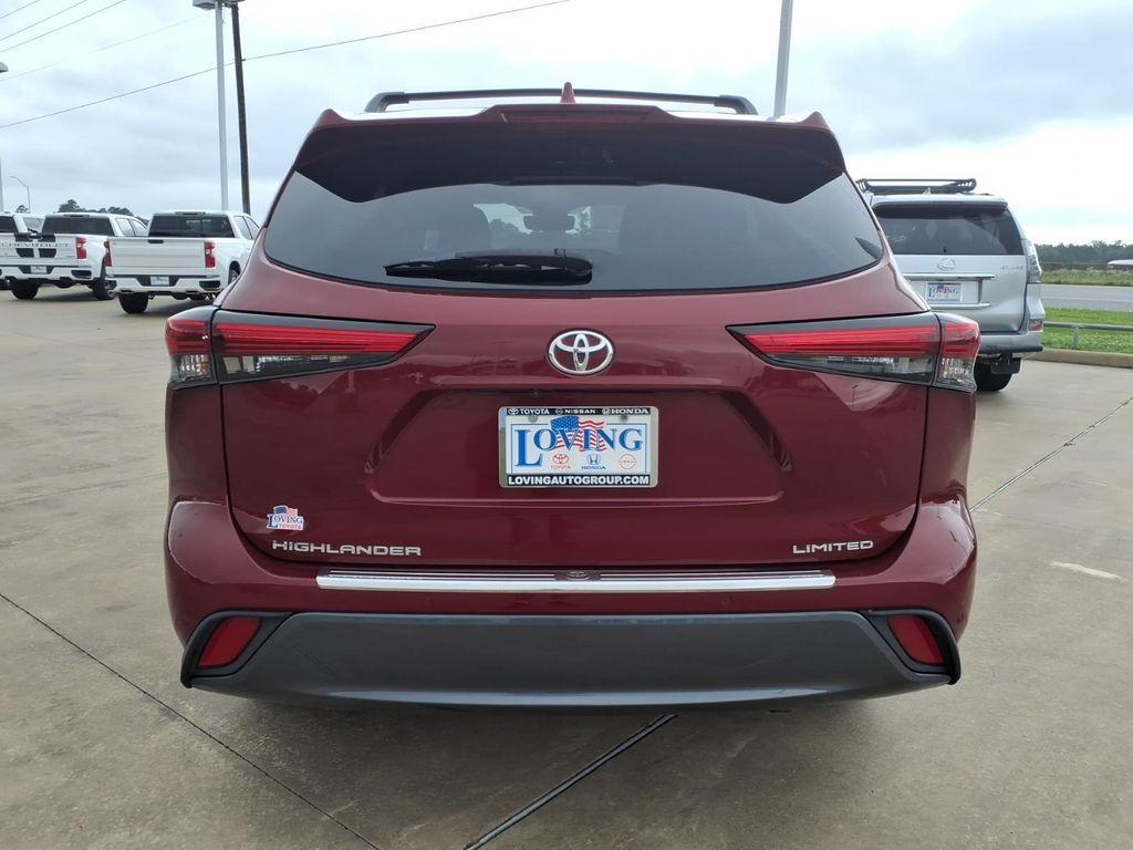 used 2021 Toyota Highlander car, priced at $29,995