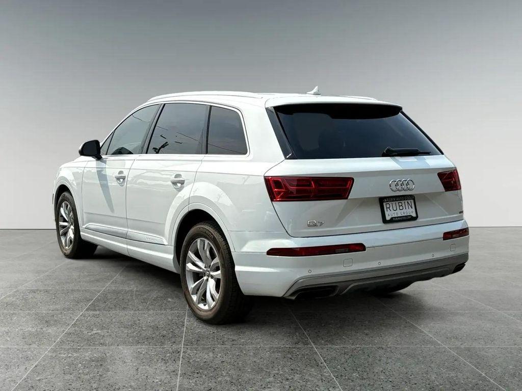 used 2019 Audi Q7 car, priced at $19,000