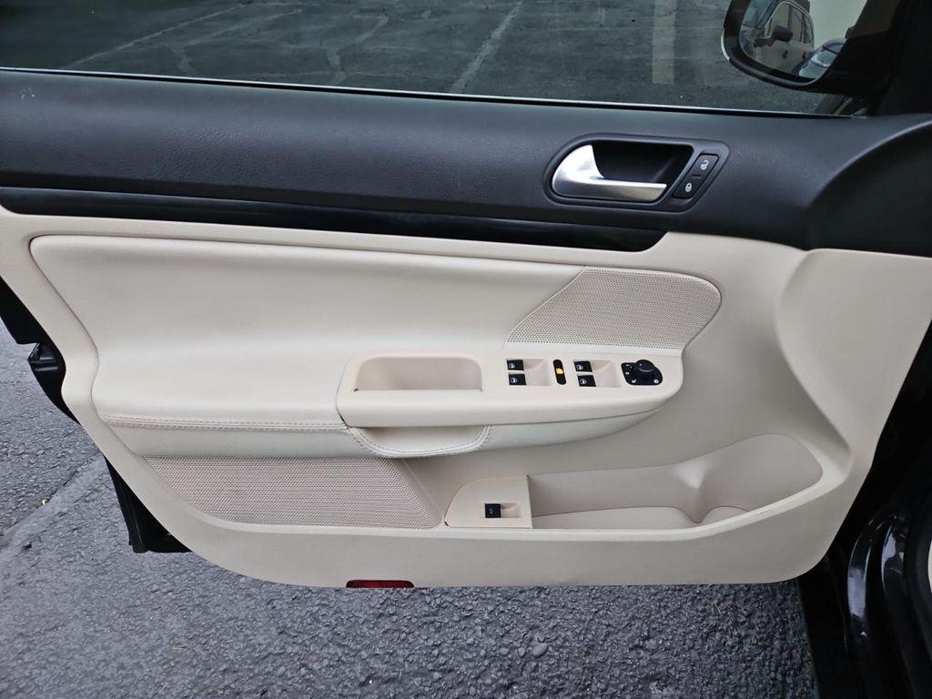 used 2014 Volkswagen Jetta SportWagen car, priced at $11,997