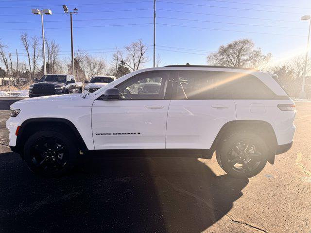used 2023 Jeep Grand Cherokee car, priced at $33,998