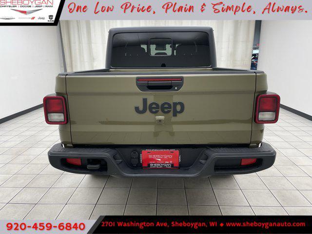 new 2025 Jeep Gladiator car, priced at $43,387