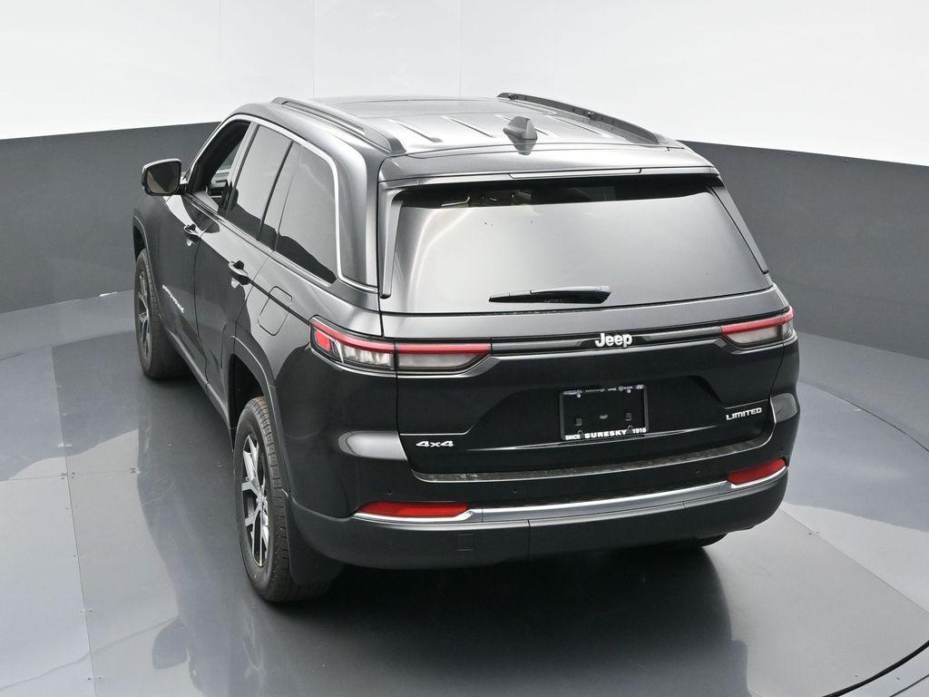 new 2025 Jeep Grand Cherokee car, priced at $46,935