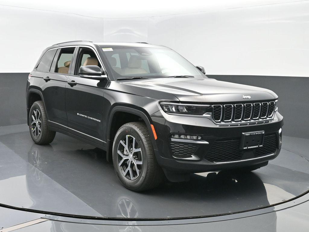 new 2025 Jeep Grand Cherokee car, priced at $46,935