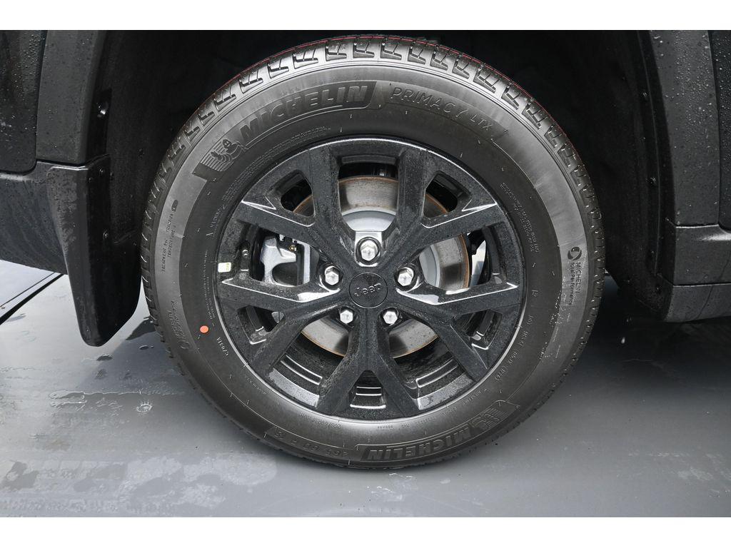 new 2026 Jeep Grand Cherokee L car, priced at $51,975
