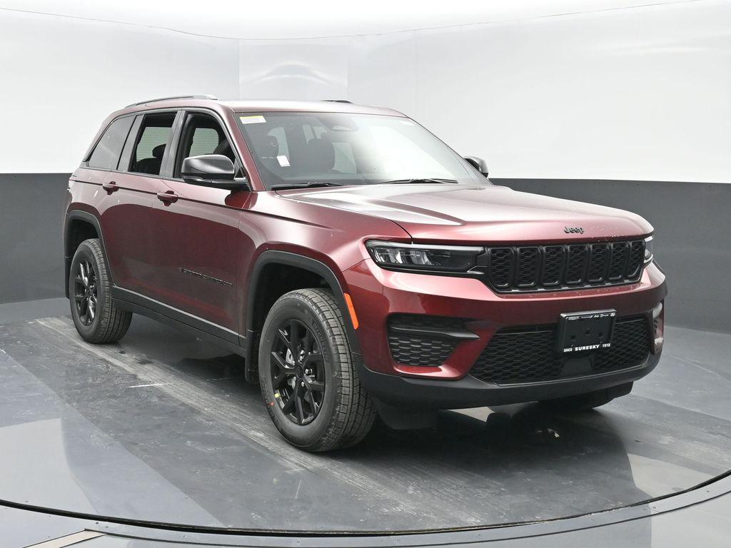 new 2025 Jeep Grand Cherokee car, priced at $42,005