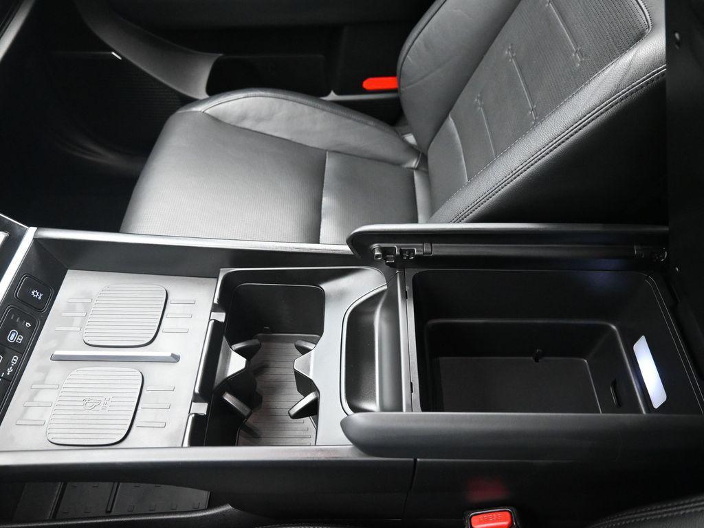 used 2024 Hyundai Santa Fe car, priced at $33,500