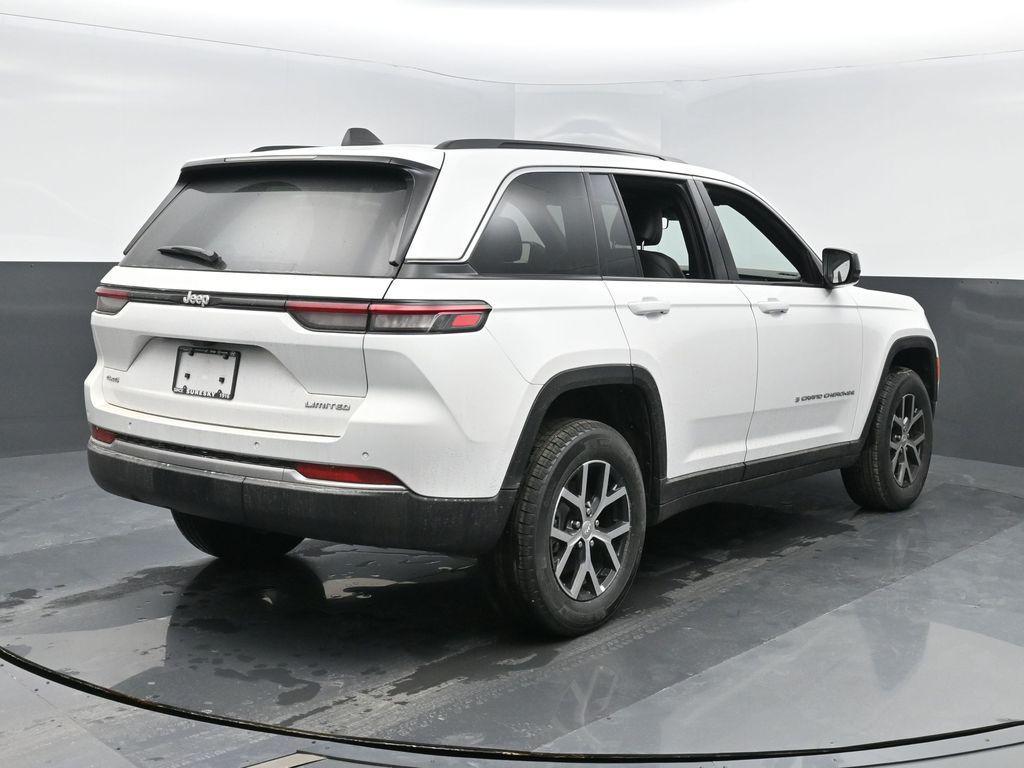 new 2026 Jeep Grand Cherokee car, priced at $54,525
