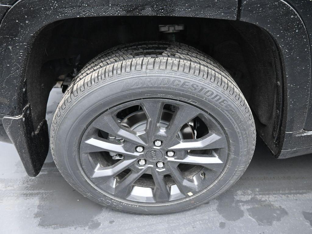 new 2026 Jeep Grand Cherokee car, priced at $54,525