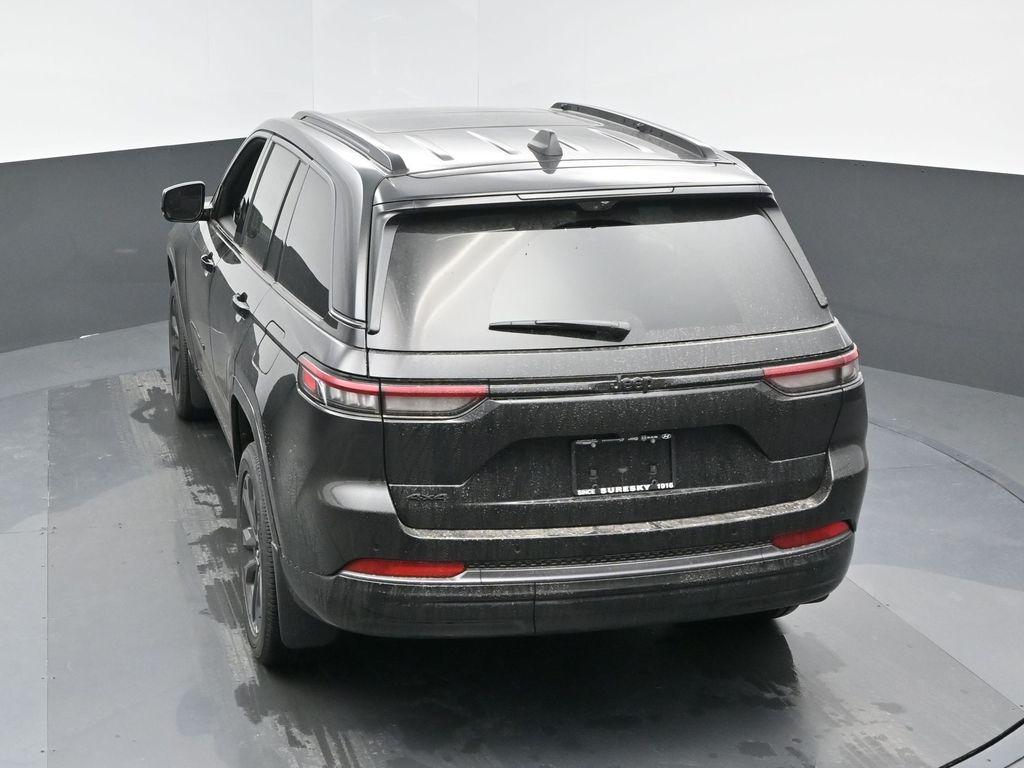 new 2026 Jeep Grand Cherokee car, priced at $54,525