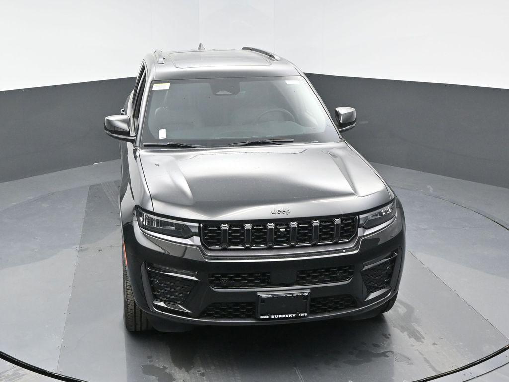 new 2026 Jeep Grand Cherokee car, priced at $54,525